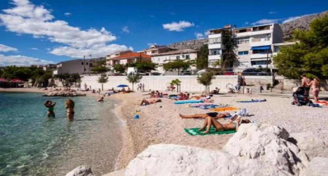 Appartamento Seaside Lux Dugi Rat Esterno foto