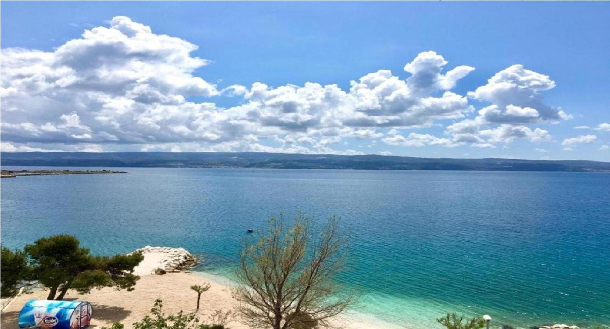 Appartamento Seaside Lux Dugi Rat Esterno foto